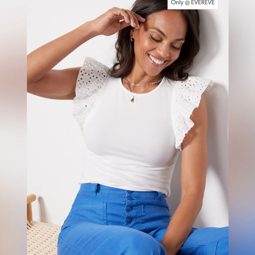 NWOT Evereve Logan Eyelet Ruffle Top, Size Large. - Picture 1 of 5